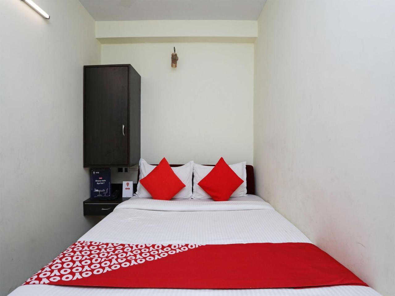Oyo 13906 Vinita Inn Santragachi ภายนอก รูปภาพ